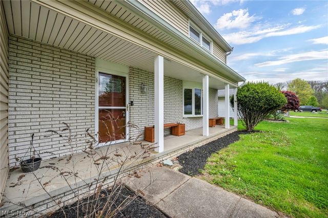 1668 Eisenhower, Brunswick, OH 44212