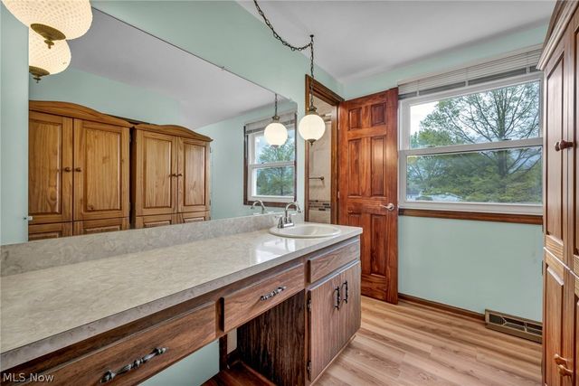 1668 Eisenhower, Brunswick, OH 44212