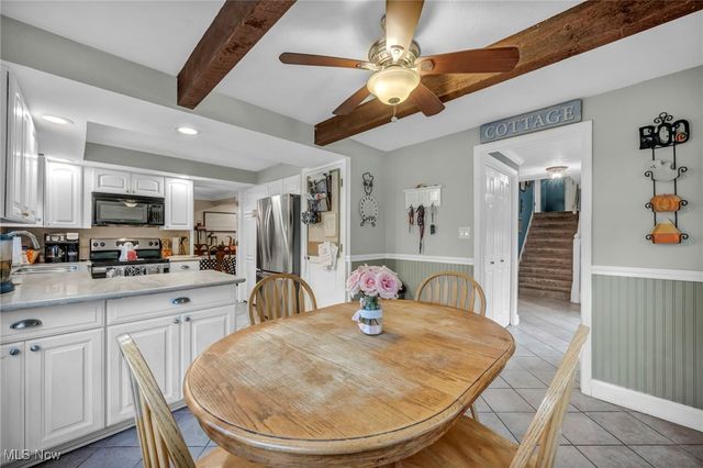 381 Bates Drive, Bay Village, OH 44140