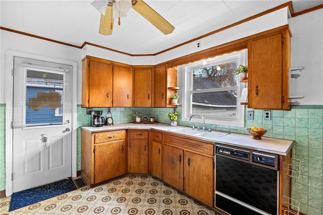 46 Shuler Street, Lyons, NY 14489