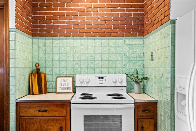 46 Shuler Street, Lyons, NY 14489