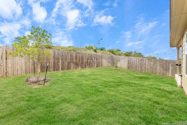 6430 Greensleeves, San Antonio, TX 78252