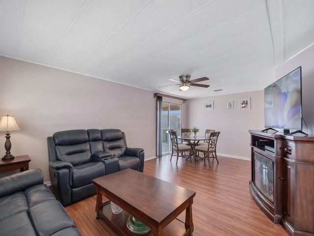 225 NE Forrest Court, Jensen Beach, FL 34957