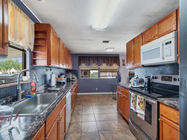 225 NE Forrest Court, Jensen Beach, FL 34957