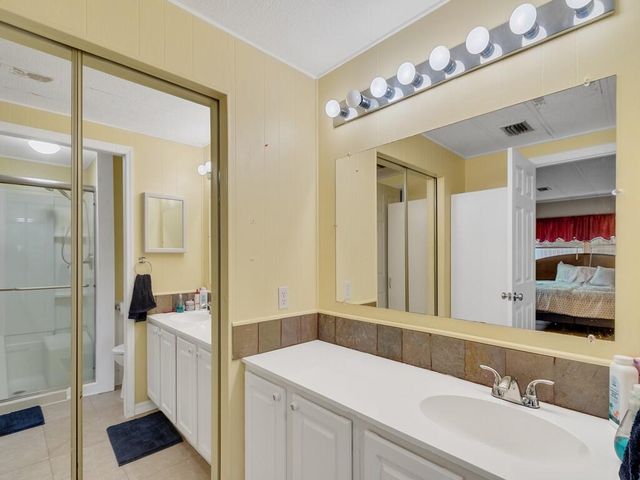 225 NE Forrest Court, Jensen Beach, FL 34957
