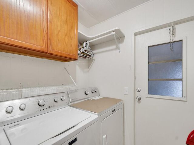 225 NE Forrest Court, Jensen Beach, FL 34957