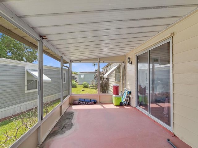 225 NE Forrest Court, Jensen Beach, FL 34957