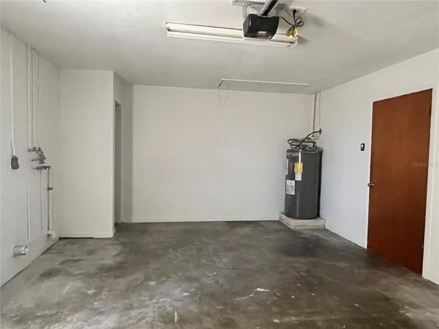 2052 W STRYKER ROAD, Avon Park, FL 33825