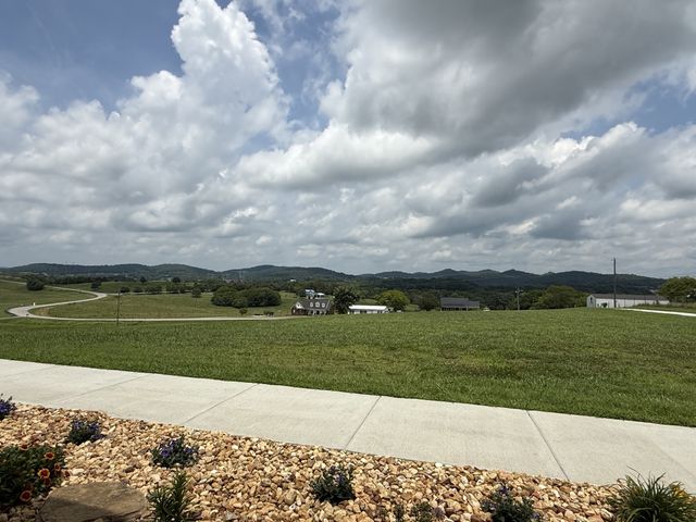 4520 Cedar Bluff Rd, Lebanon, TN 37087