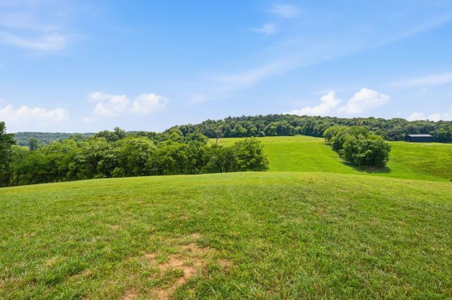 4520 Cedar Bluff Rd, Lebanon, TN 37087