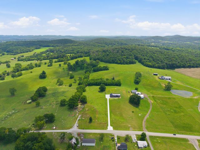 4520 Cedar Bluff Rd, Lebanon, TN 37087