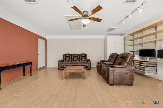 619 County Road 3420, Lampasas, TX 76550