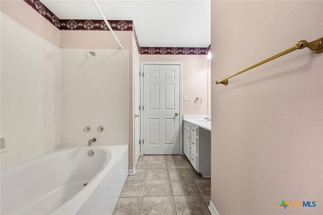 619 County Road 3420, Lampasas, TX 76550