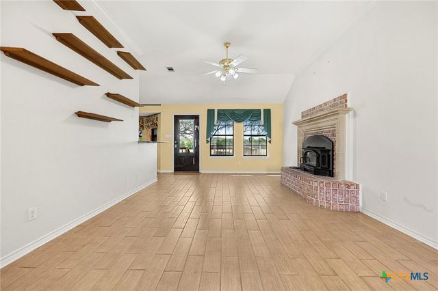 619 County Road 3420, Lampasas, TX 76550