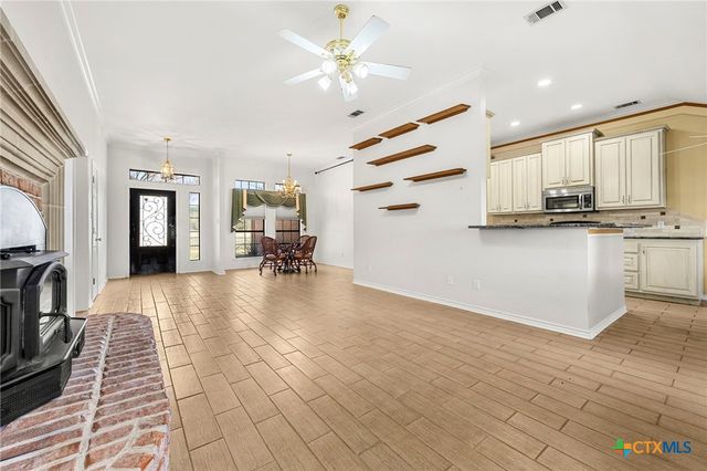 619 County Road 3420, Lampasas, TX 76550