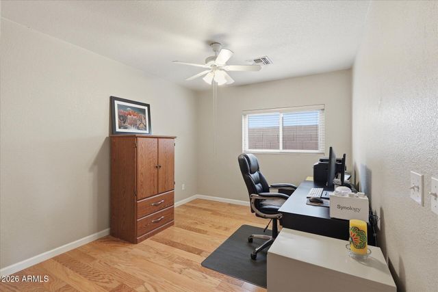 9420 S LEILA Lane, Phoenix, AZ 85041