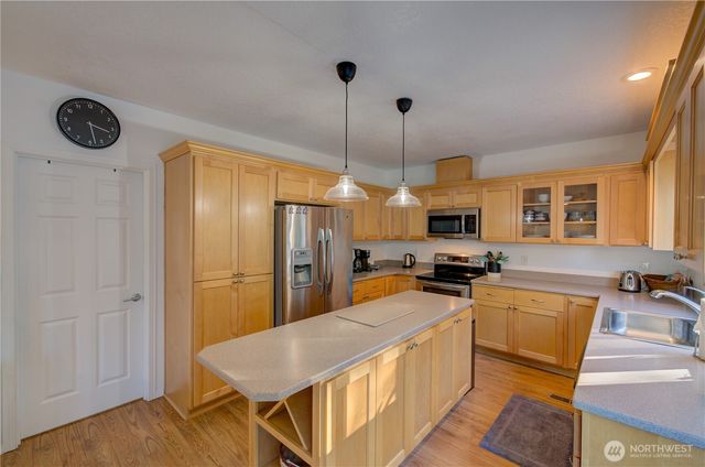 2705 N Sea Crest Avenue, Long Beach, WA 98631