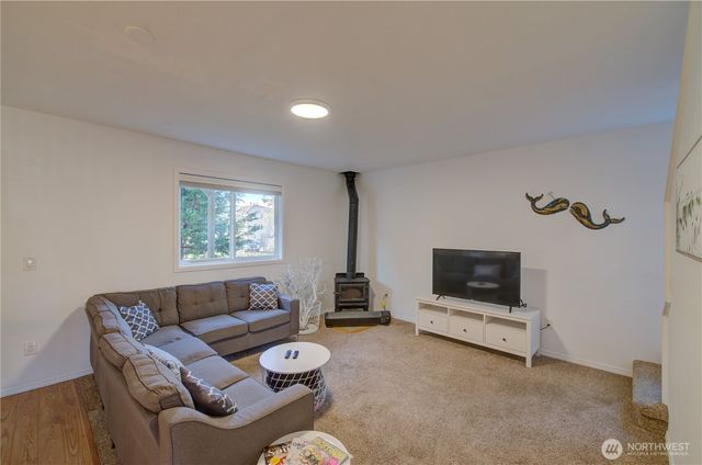 2705 N Sea Crest Avenue, Long Beach, WA 98631