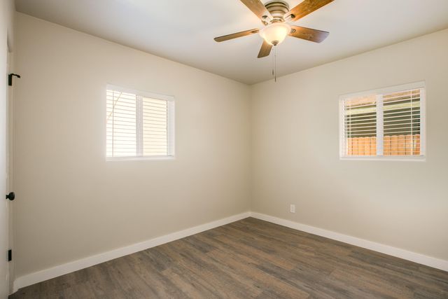 635 Adams Street NE, Albuquerque, NM 87110