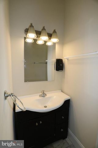 1812 GUILFORD AVE, Baltimore, MD 21202