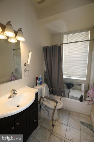 1812 GUILFORD AVE, Baltimore, MD 21202