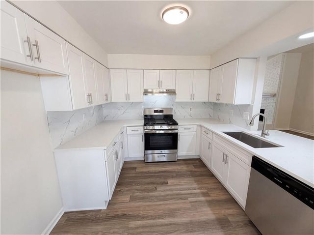 5003 Henson Drive SW, Mableton, GA 30126