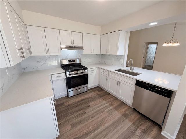 5003 Henson Drive SW, Mableton, GA 30126