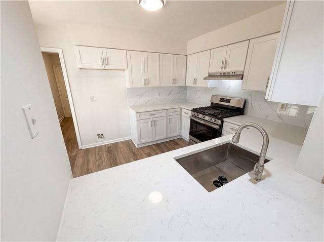 5003 Henson Drive SW, Mableton, GA 30126