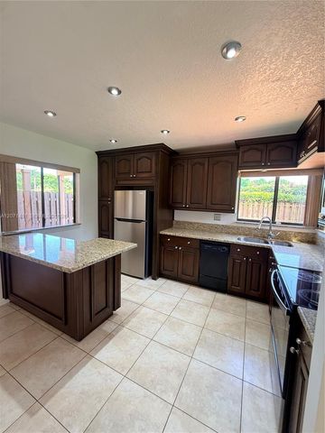 9645 SW 148th Place, Miami, FL 33196