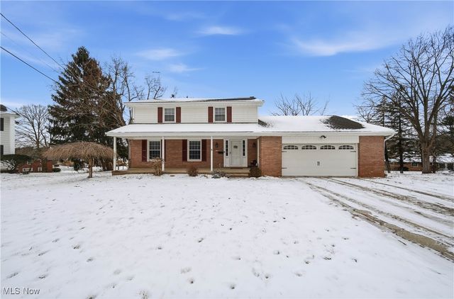 762 Summit Circle SE, North Canton, OH 44720