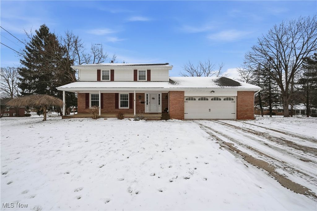 762 Summit Circle SE, North Canton, OH 44720