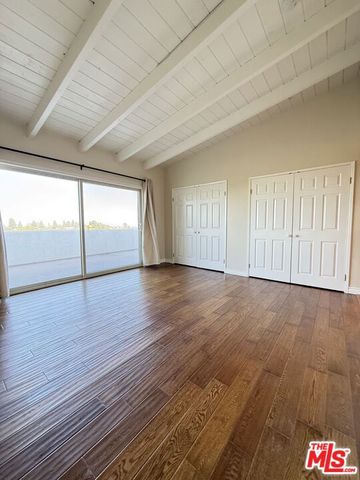 21 Oaktree Lane, Rolling Hills Estates, CA 90274