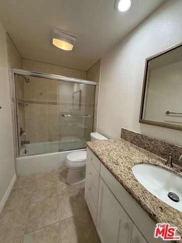 21 Oaktree Lane, Rolling Hills Estates, CA 90274