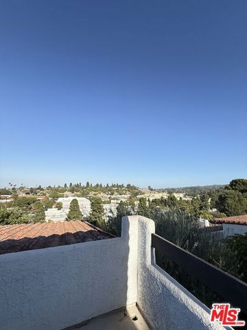 21 Oaktree Lane, Rolling Hills Estates, CA 90274