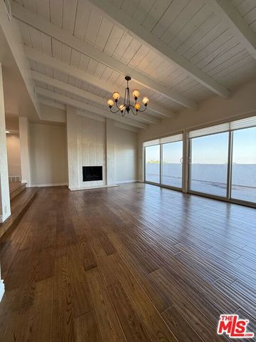 21 Oaktree Lane, Rolling Hills Estates, CA 90274