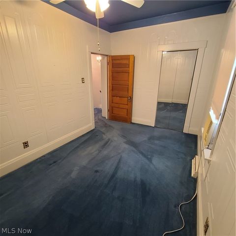812 S Zane Highway, Martins Ferry, OH 43935