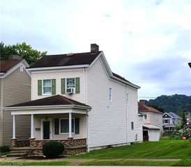 812 S Zane Highway, Martins Ferry, OH 43935