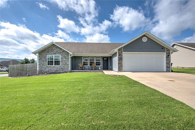 1481 General Parson Drive, Prairie Grove, AR 72753