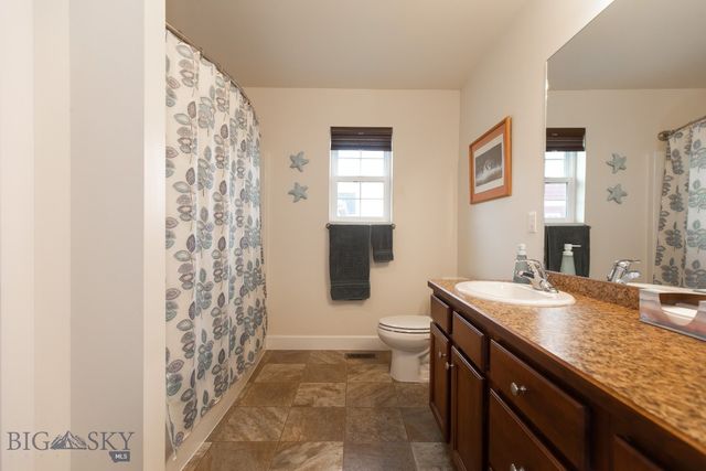 2329 Sturnella Lane, Belgrade, MT 59714