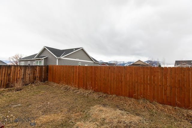 2329 Sturnella Lane, Belgrade, MT 59714