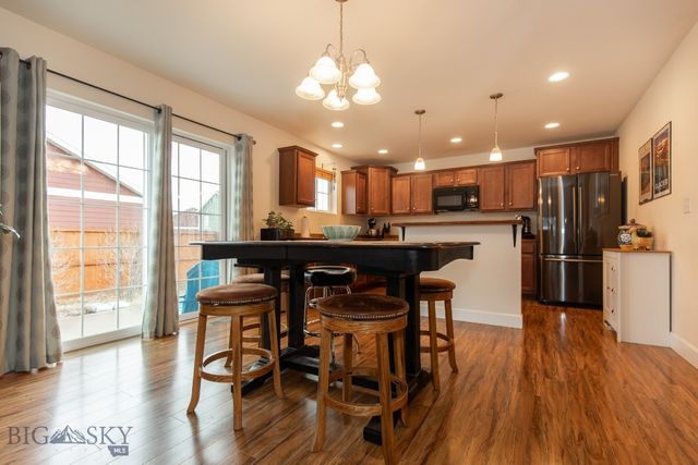 2329 Sturnella Lane, Belgrade, MT 59714