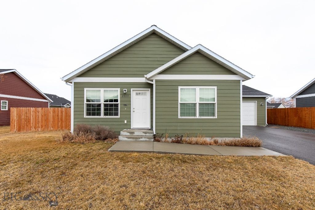 2329 Sturnella Lane, Belgrade, MT 59714