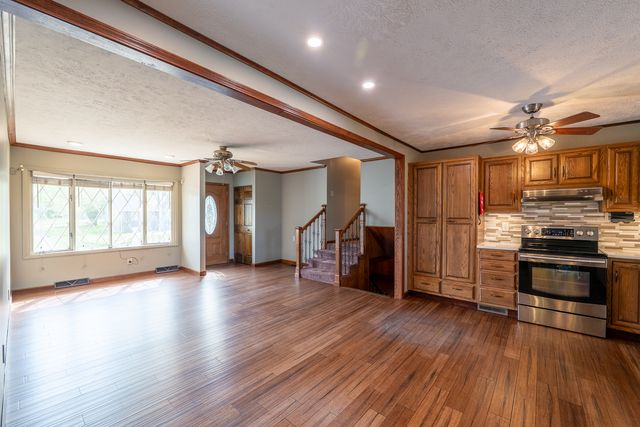 603 Willow Street, Carterville, IL 62918