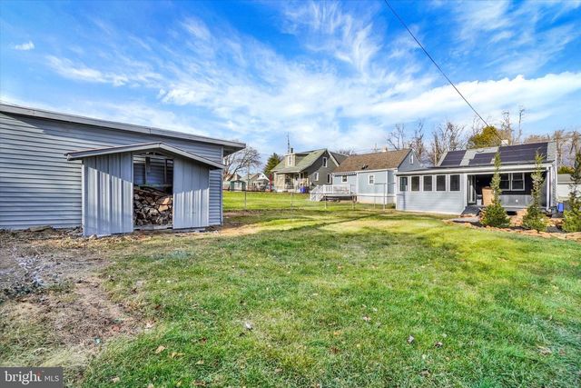 1116 W COLLEGE AVE, York, PA 17404