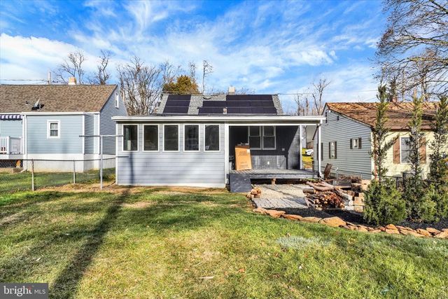 1116 W COLLEGE AVE, York, PA 17404