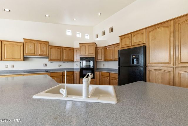 9024 E CEDAR WAXWING Drive, Sun Lakes, AZ 85248