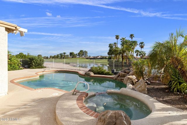 9024 E CEDAR WAXWING Drive, Sun Lakes, AZ 85248