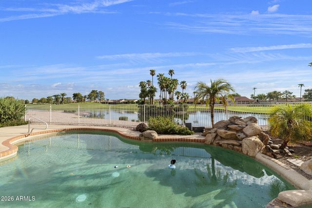 9024 E CEDAR WAXWING Drive, Sun Lakes, AZ 85248