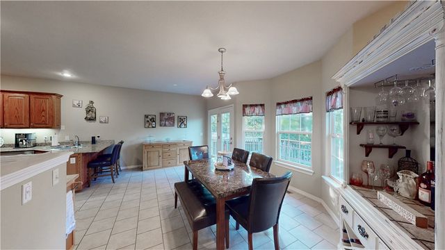 1 Totton Lane, Bella Vista, AR 72714