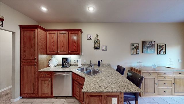 1 Totton Lane, Bella Vista, AR 72714